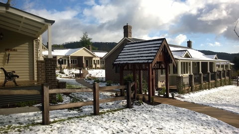 Marysville Garden Cottages - Holiday Cairns 2