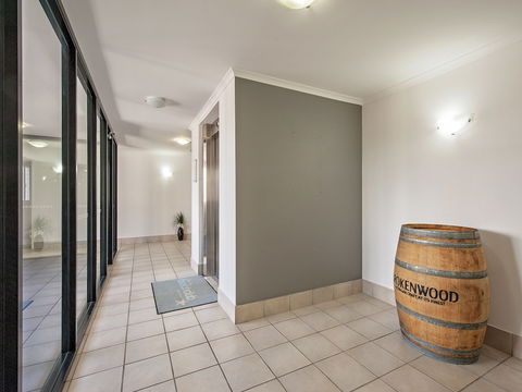 Shoal Bay Beachclub Apartments - Holiday Cairns 0
