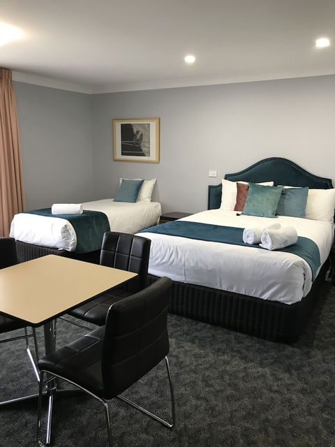 Town & Country Motor Inn Forbes - Holiday Cairns 6