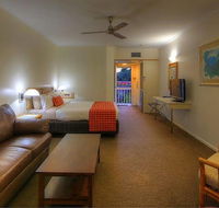 Mackays Motel Mission Beach - Holiday Cairns