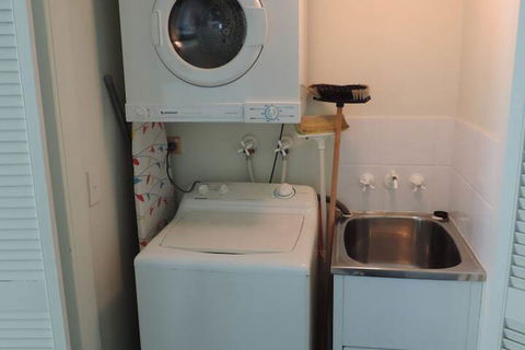 Emerald Sands Apartments - Holiday Cairns 7