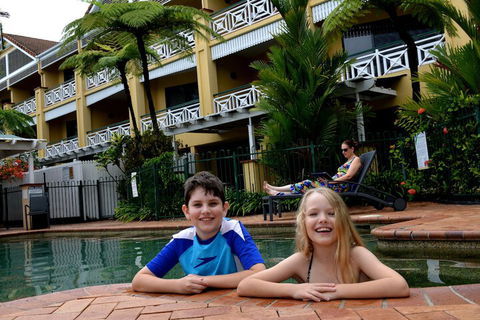 Waterfront Terraces - Holiday Cairns 1