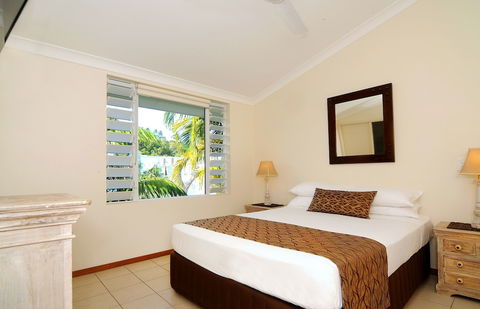Verandahs - Holiday Cairns 4