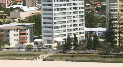 The Shore Apartments - Holiday Cairns 0