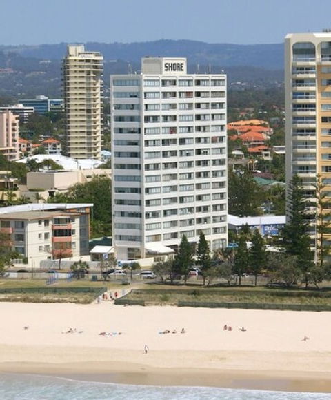 The Shore Apartments - Holiday Cairns 1