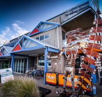 The Island Accommodation - Hostel - Holiday Cairns