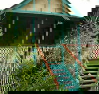 Riviera Bed and Breakfast - Holiday Cairns