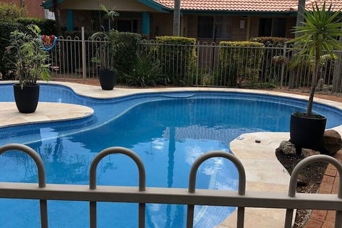 Beaches Serviced Apartments - Holiday Cairns 4