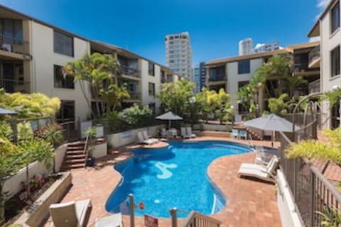 Aussie Resort - Holiday Cairns 0