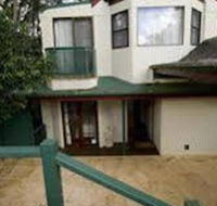Montville Attic - Holiday Cairns