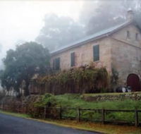 Tizzana Winery Bed  Breakfast - Holiday Cairns