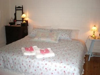 Brown's House Bed And Breakfast - Holiday Cairns 5