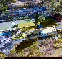 Brice Hill Country Lodge - Holiday Cairns