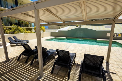 Jack & Newell Holiday Apartments - Holiday Cairns 6