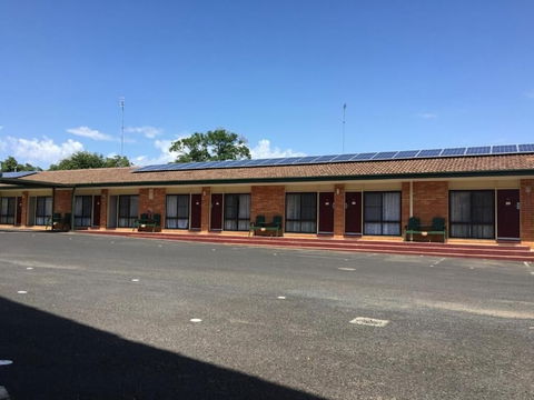 Homestead Motel - Holiday Cairns 1