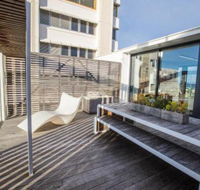 Avalon City Retreat - Holiday Cairns