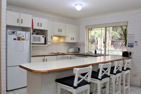 3 MELALEUCA - Holiday Cairns 6