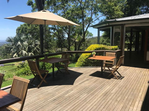 Tranquillity At Ravensbourne Escape - Holiday Cairns 6