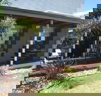 Grange Water View Yarrawonga - Holiday Cairns