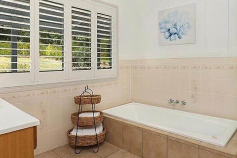 Avocado Grove B & B - Holiday Cairns 4