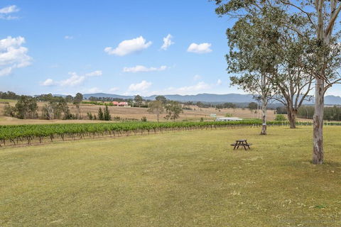 Blackwattle Luxury Retreats - Holiday Cairns 2