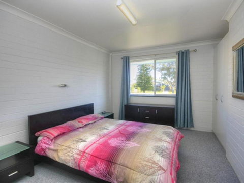 45A Wharf Upstairs - Holiday Cairns 6