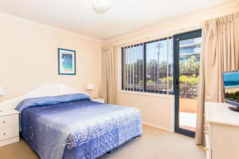 Millennium 102 With Pool In Complex - Holiday Cairns 7