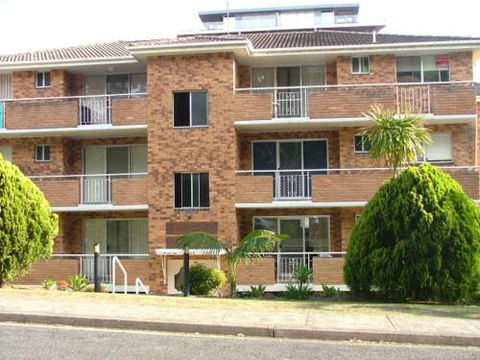 Dolphin Court 1 / 48 North Street - Holiday Cairns 2