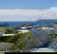 Hamptons - Holiday Cairns