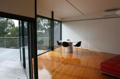 SEA STACKS Shacks At The Denison - Holiday Cairns 4