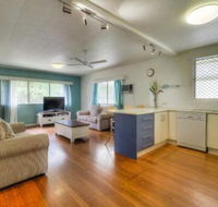 Starfish Shack by the Sea - Holiday Cairns