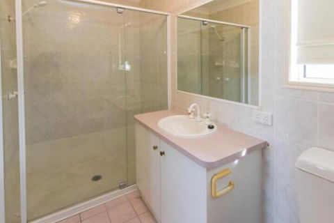 Superb Location Hervey Bay - Holiday Cairns 4