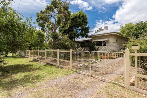 Dalmuir Homestead Walk To Dromana Beach - Holiday Cairns 4