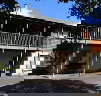 Waterside View - Holiday Cairns