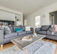 Marina View Apartment - Holiday Cairns