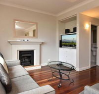 Villa Executive 2br Pokolbin Resort Condo located within Cypress Lakes Resort nothing is more central - Holiday Cairns