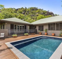Absolute Beachfront - Holiday Cairns