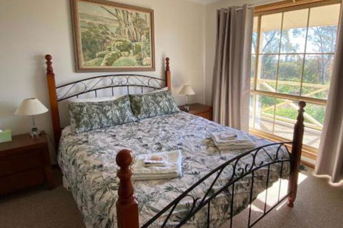 Windmill Cottage - Holiday Cairns 4