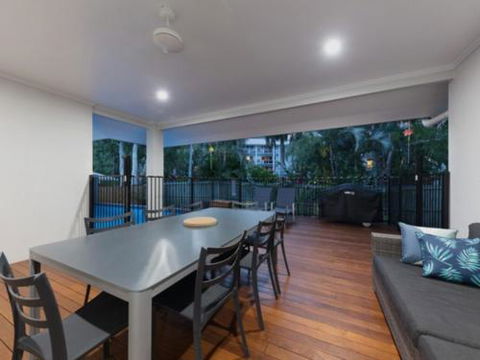 CANOPY HOUSE At PALM COVE - Holiday Cairns 5