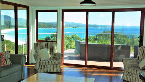 DOLPHIN LOOKOUT COTTAGE Amazing Views Of The Bay Of Fires - Holiday Cairns 3