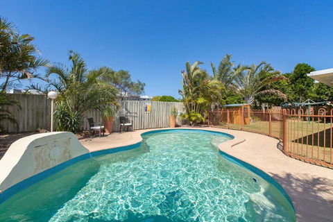 COASTAL SOUL - Holiday Cairns 1