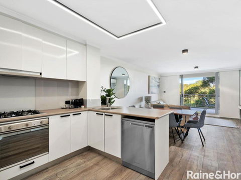 The Sanctuary #363 363 / 80 John Whiteway Drive - Holiday Cairns 6