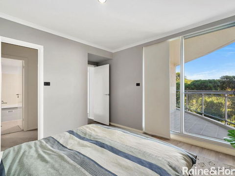 The Sanctuary #363 363 / 80 John Whiteway Drive - Holiday Cairns 4