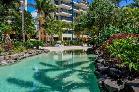 1 Bedroom Private Managed Resort Pool & Beach Alex - Holiday Cairns 5