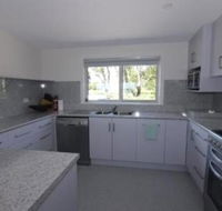 Umtali Beach House - Holiday Cairns