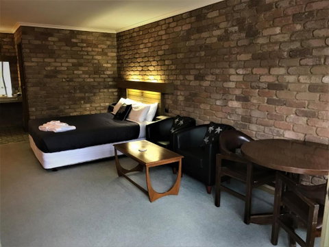 Eildon Lake Motel - Holiday Cairns 3