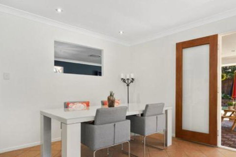 BB233 Banksia Beach Family Home 4 Bedrooms - Holiday Cairns 6