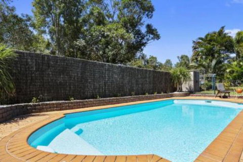 BB233 Banksia Beach Family Home 4 Bedrooms - Holiday Cairns 4