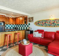 Spacious 2 Bedroom Apartment With Panoramic Views - Holiday Cairns