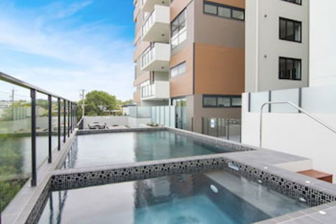 Direct Hotels - The Rhythm On Beach - Holiday Cairns 0